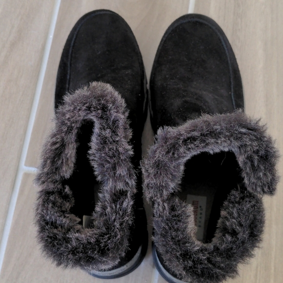 Staheekum Olivia Ankle Bootie NEW Sz: 7 Cow Suede - Picture 6 of 10